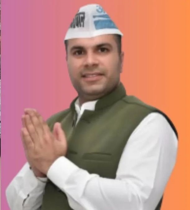 चंडीगढ़ मेयर चुनाव: तीन दल, तीन दावेदार—सियासी समीकरणों की अग्निपरीक्षा शुरू