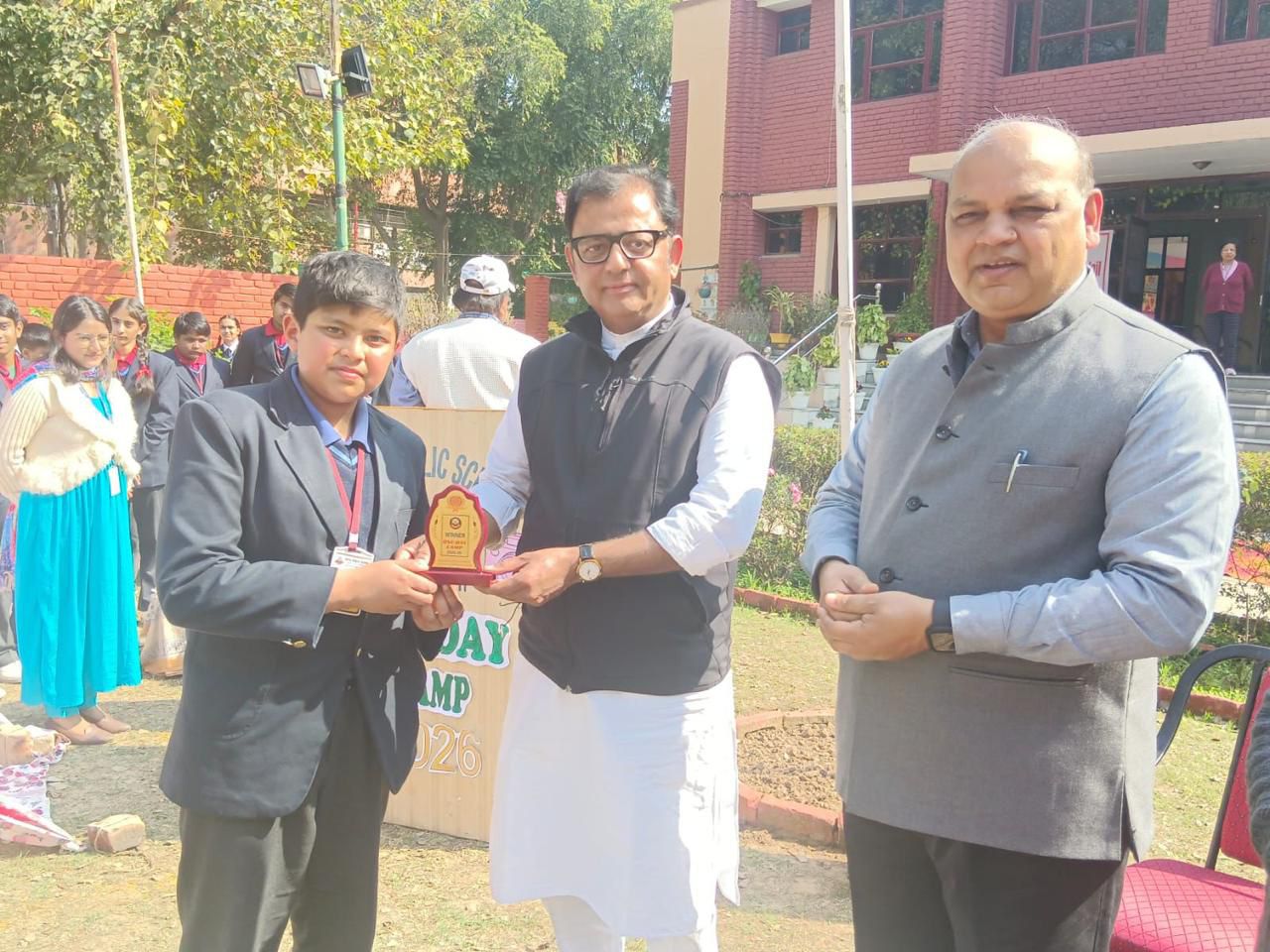 दिव्या पब्लिक स्कूल में इंटर हाउस एक दिवसीय कैंप आयोजित