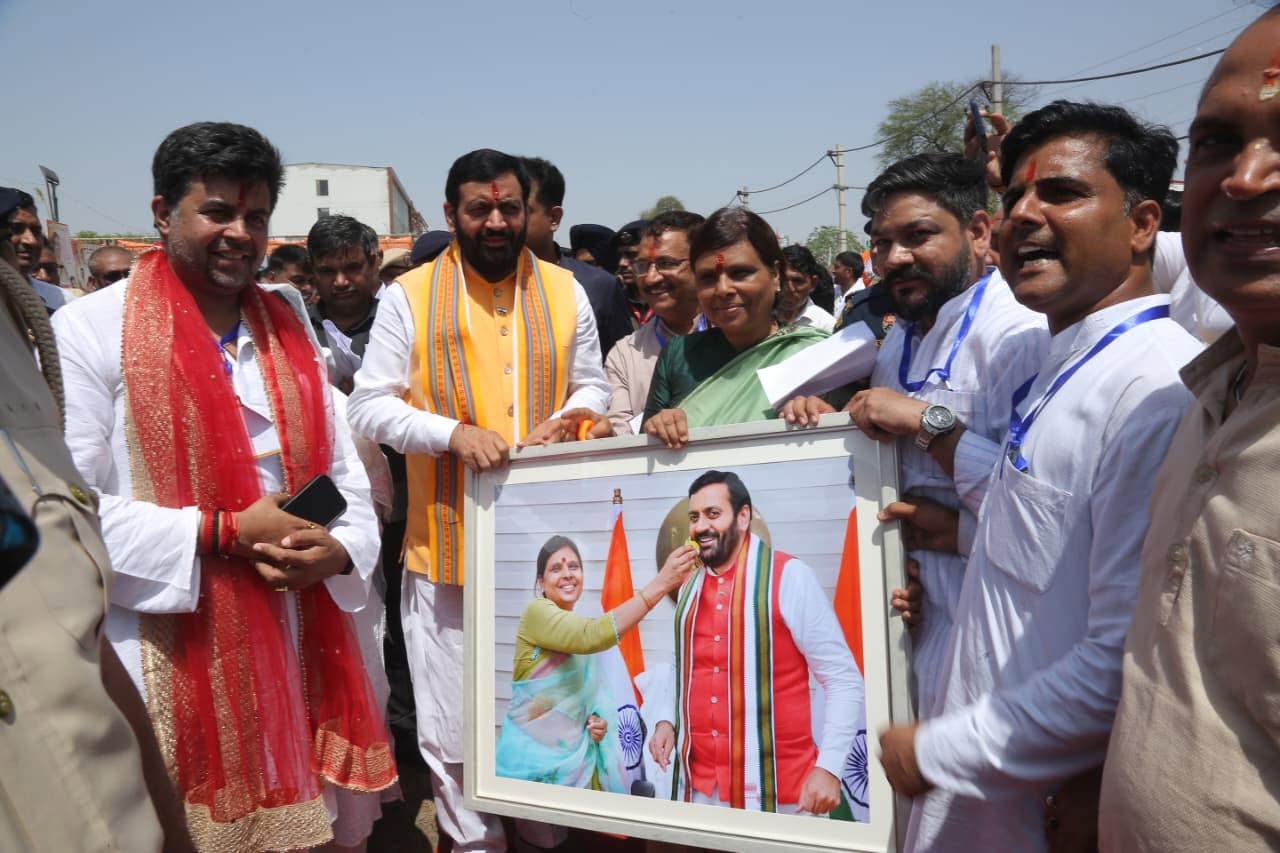 Narnail: नारनौल में भाजपा को मिला नया कार्यालय, सीएम नायब सैनी ने फीता काटकर किया उद्घाटन
