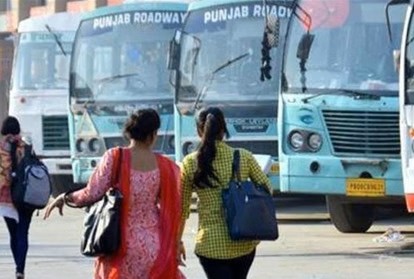 Chandigarh: रोडवेज कर्मियों की हड़ताल का पंजाब भर में असर, बस स्टैंडों पर फंसे रहे हजारों यात्री