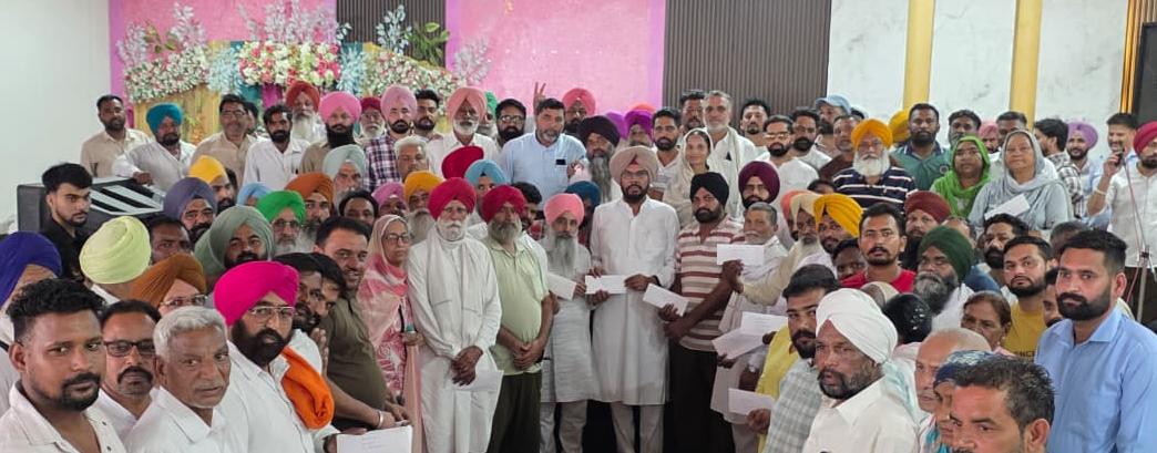 Amritsar: कैबिनेट मंत्री हरभजन सिंह ई.टी.ओ. ने लगभग 11 करोड़ रुपये की लागत से पूरे होने वाले परियोजनाओं की रखी आधारशिला
