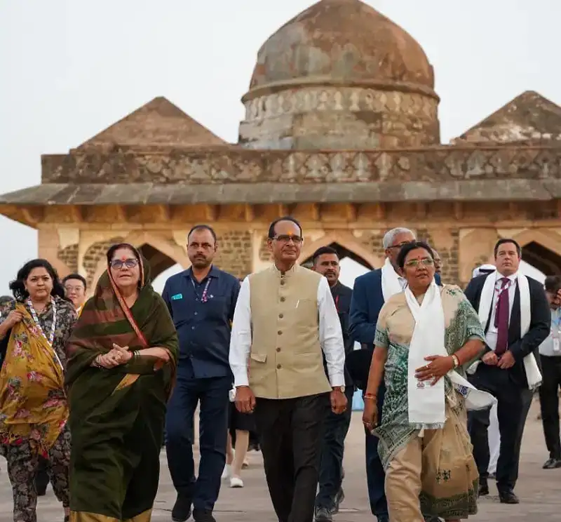 Indore: ब्रिक्स देशों के कृषि मंत्री मांडू पहुंचे, ऐतिहासिक स्थलों का किया अवलोकन