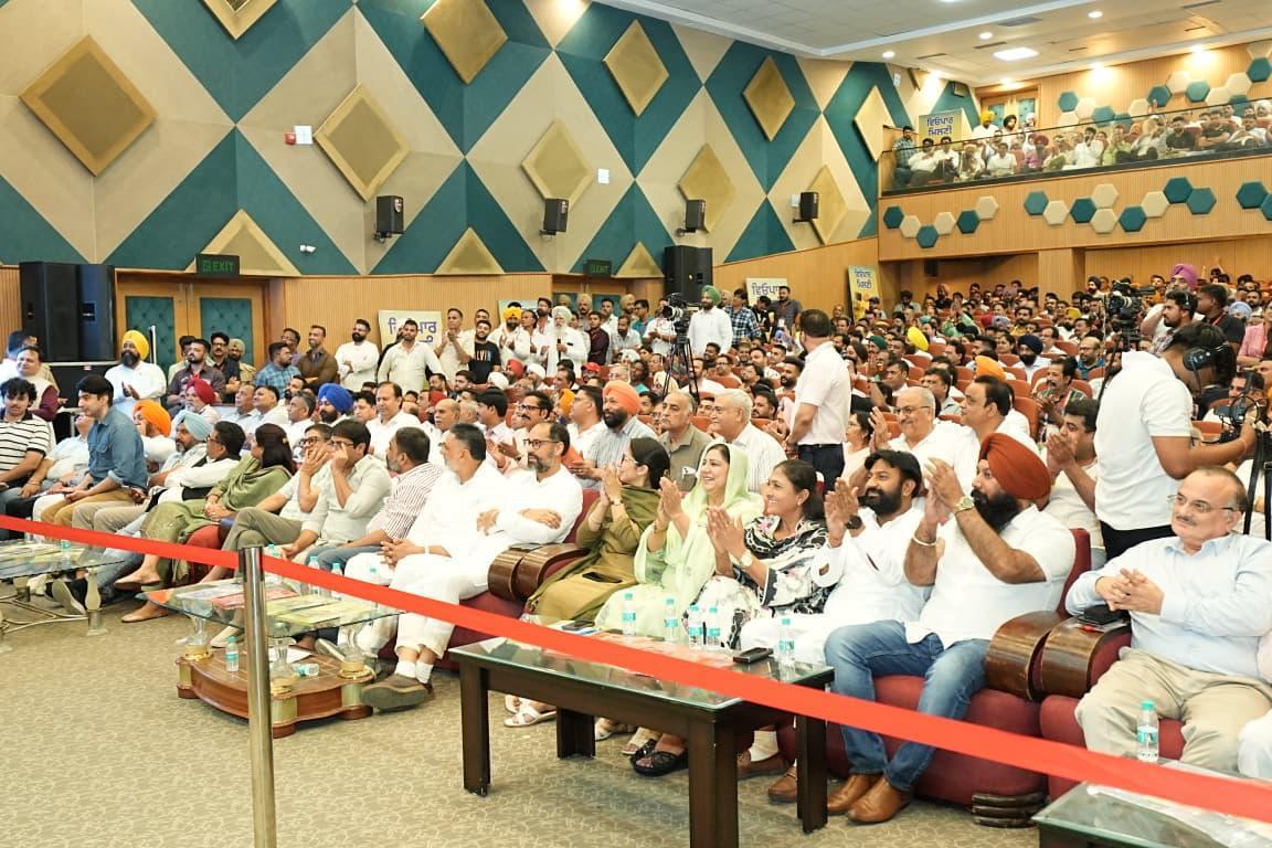 Jalandhar: भगवंत मान सरकार हमेशा व्यापारियों, दुकानदारों और व्यवसायों के समर्थन के लिए प्रतिबद्ध है: अरविन्द केजरीवाल