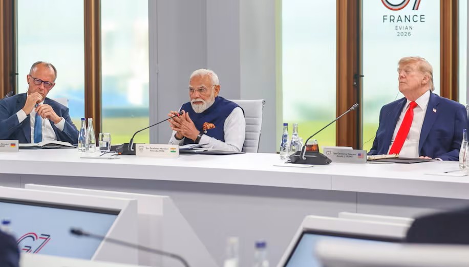 New Delhi: भारतीय नाविकों की सुरक्षा को लेकर भारत की चिंता, प्रधानमंत्री Narendra Modi ने Donald Trump से की बात
