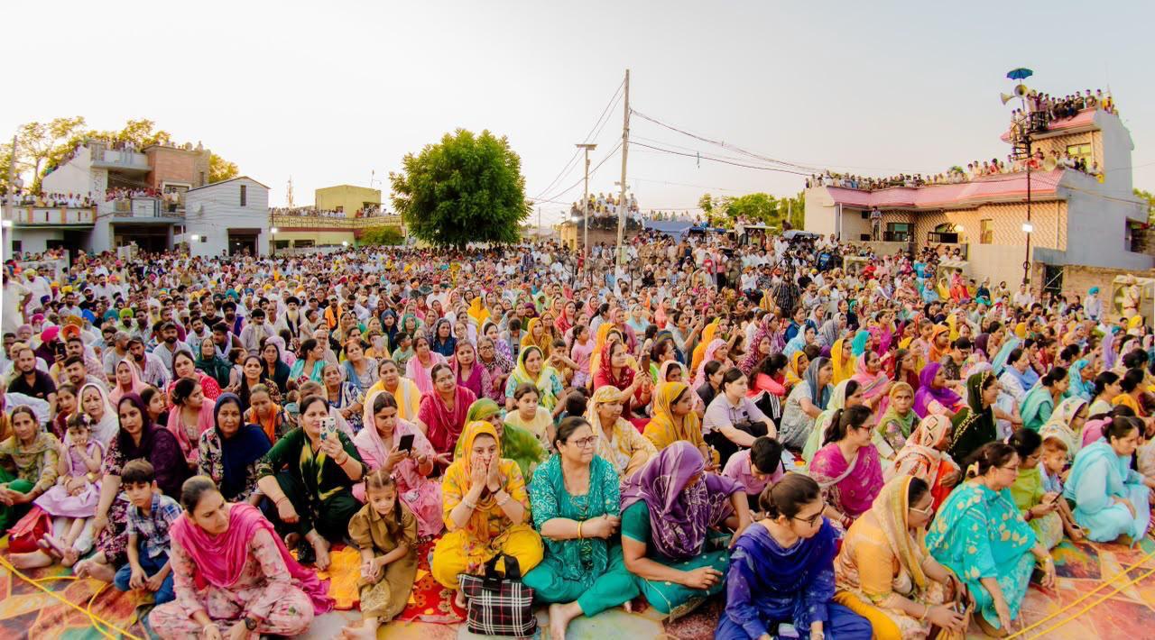 Hoshiarpur: कई संकटों के बाद भी मजबूत रहा पंजाब, अब विकास की रफ्तार को बनाए रखना जरूरी: भगवंत सिंह मान