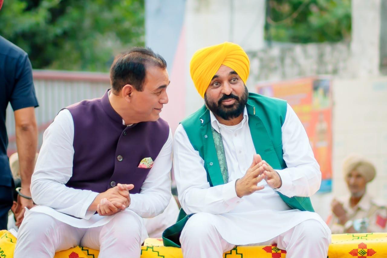 Phagwara: अकालियों को ख्याली दुनिया से बाहर आ जाना चाहिए; सत्ता में वापसी की बजाय, अब उनकी जेल जाने की बारी आ गई है: मुख्यमंत्री भगवंत सिंह मान