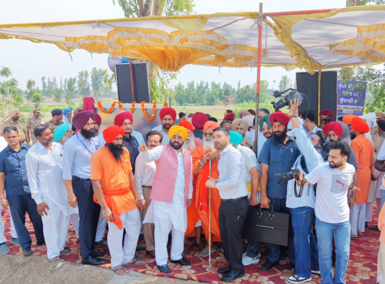 Jalandhar: भगवंत सिंह मान की पहल, बाढ़ से बचाव के लिए धुस्सी बांध लिंक सड़क परियोजना शुरू