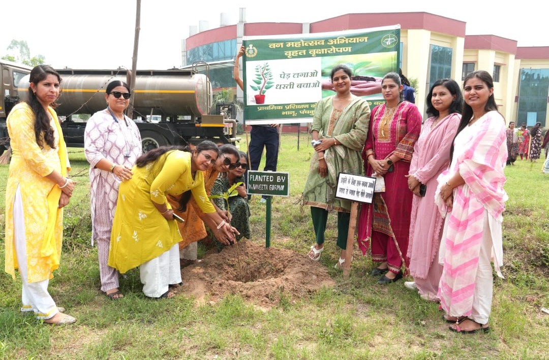 Panchkula: 'एक पेड़–एक जीवन' अभियान के अंतर्गत बीटीसी, आईटीबीपी में वृक्षारोपण कार्यक्रम का आयोजन