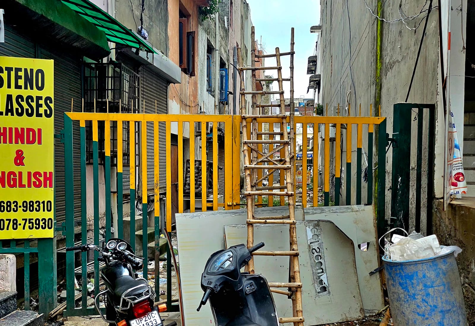 Zirakpur: बलटाना में रास्ते पर कथित कब्जे से बढ़ी परेशानी, बोले लोग- रास्ता खुले तो बाजार का जाम हो सकता है कम